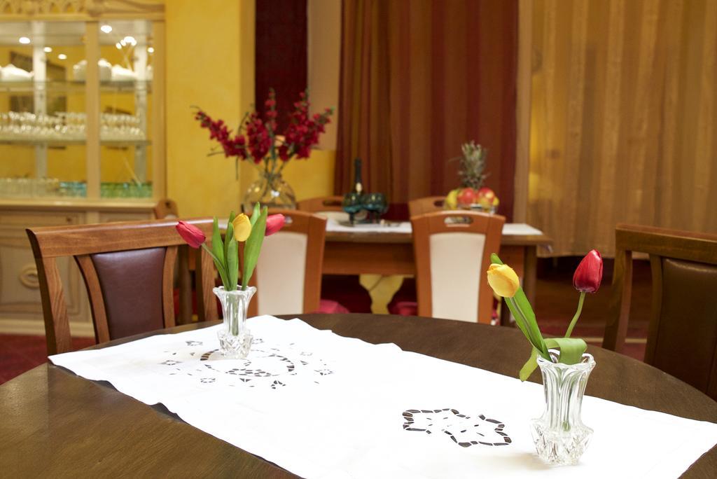 Hotel Buenos Aires Montecatini Terme Exterior photo